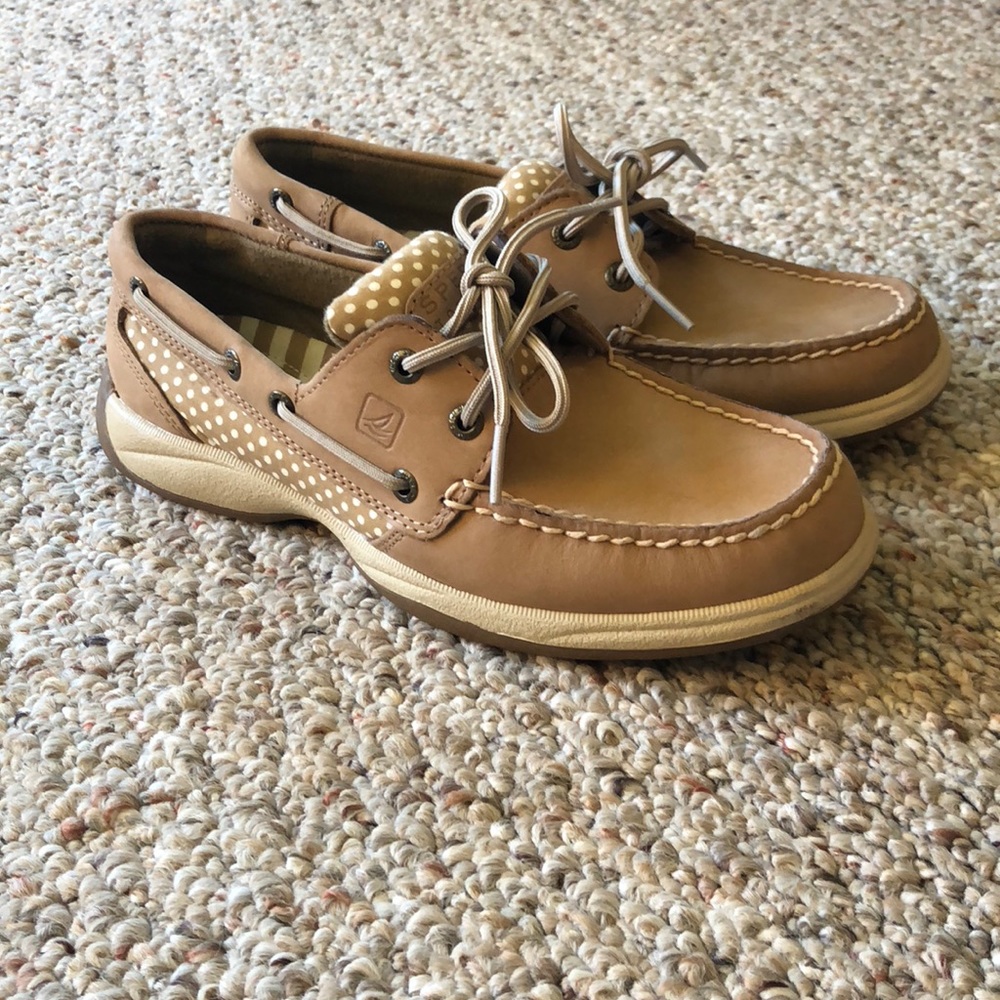Tan Polka Dot Sperry’s Size 6